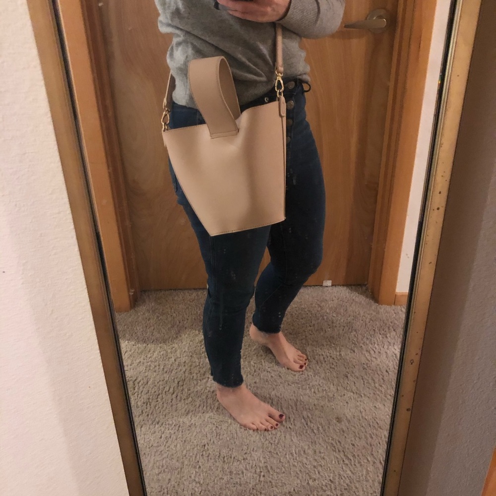 Shiraleah pink cross body bucket bag